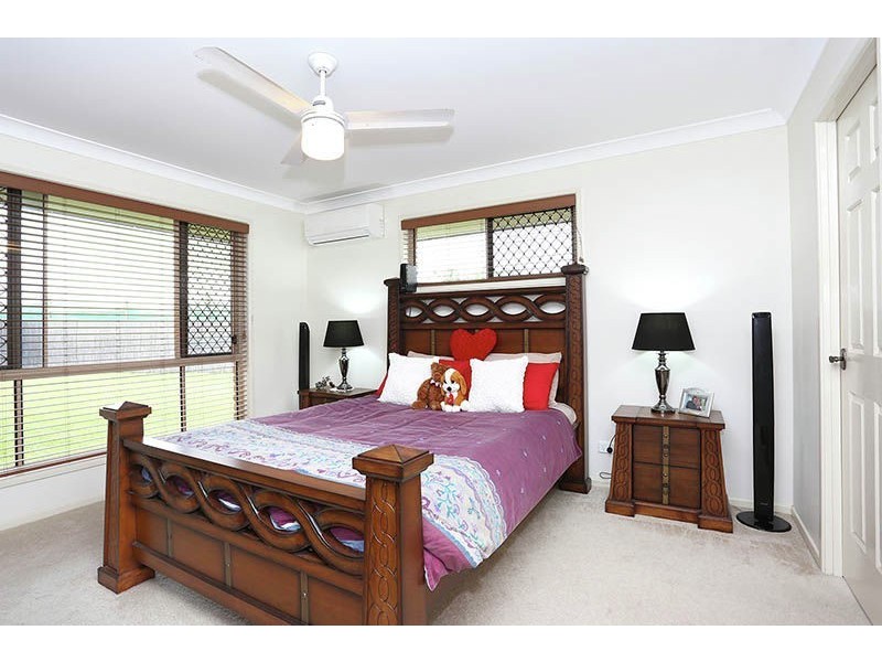 7 Calm Crt, Bongaree QLD 4507