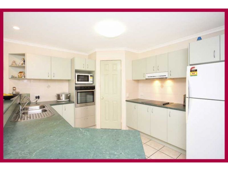 Sandstone Point QLD 4511