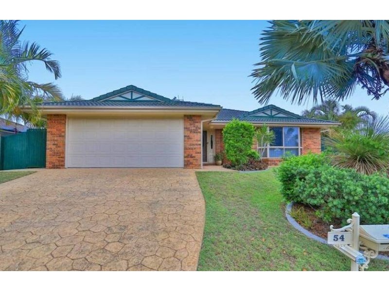 54 Voyagers Drive, Banksia Beach QLD 4507