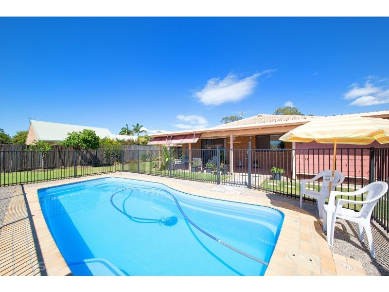 16 Village Avenue, Bongaree QLD 4507