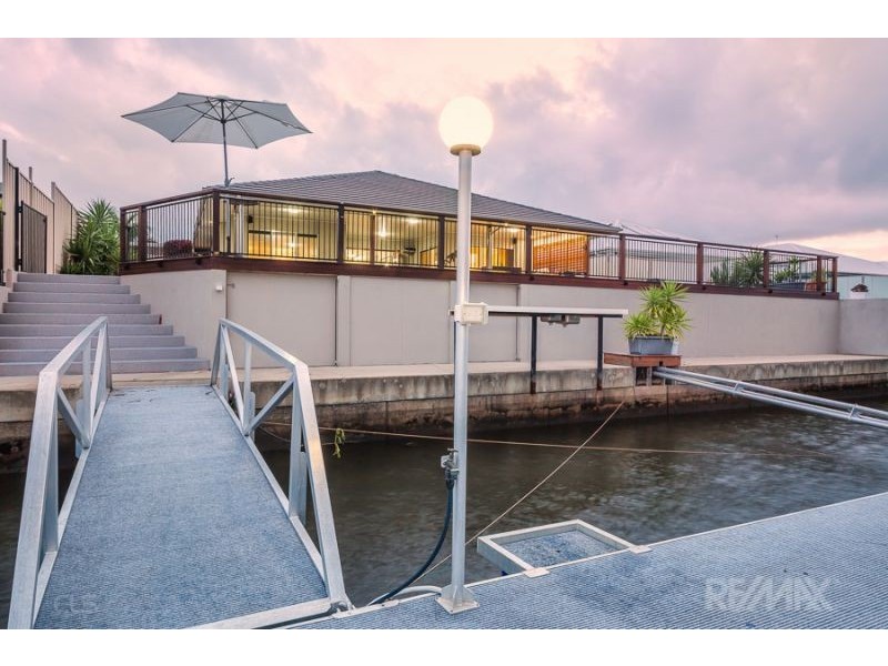 24 Barklya Crescent, Bongaree QLD 4507