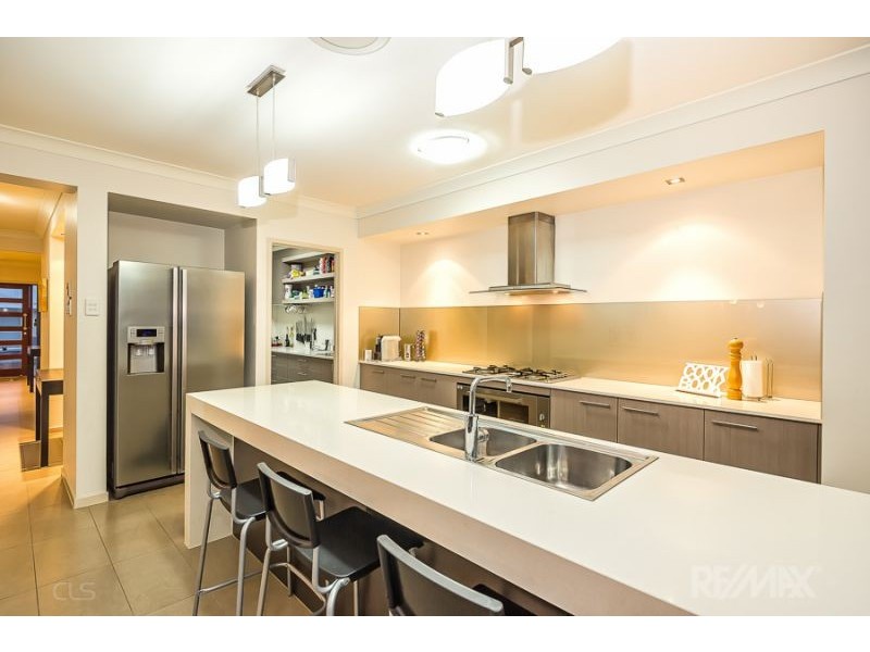 24 Barklya Crescent, Bongaree QLD 4507
