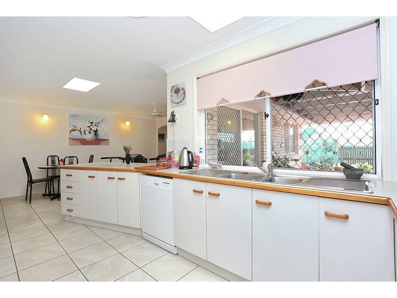 77 Jasmin Drive, Bongaree QLD 4507