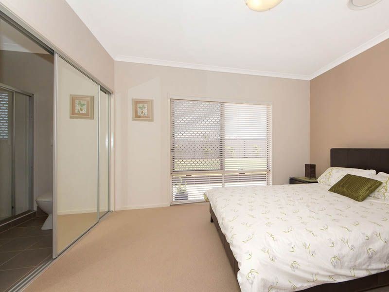 59 Raptor Parade, Banksia Beach QLD 4507