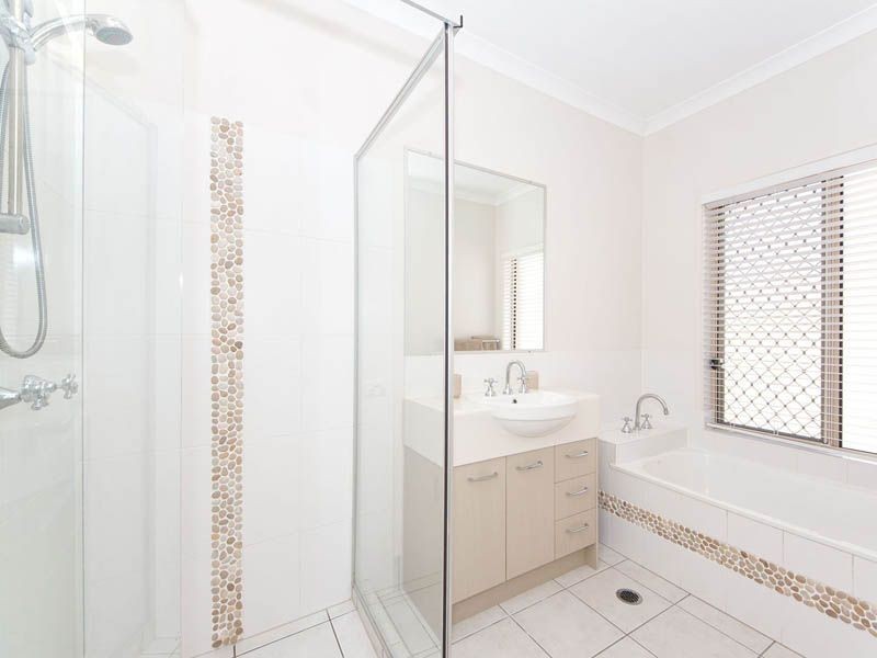 59 Raptor Parade, Banksia Beach QLD 4507