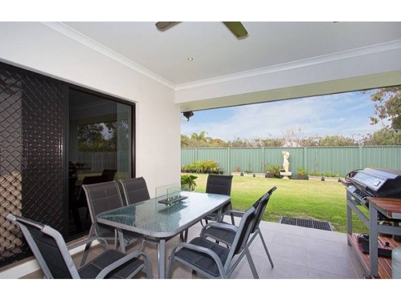 106 Marina Blvd, Banksia Beach QLD 4507