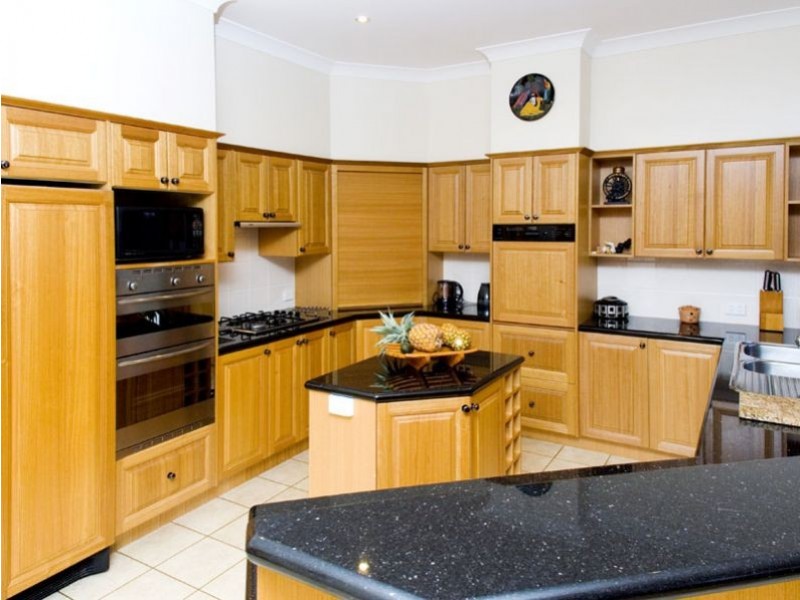 43 Voyagers Dr, Banksia Beach QLD 4507