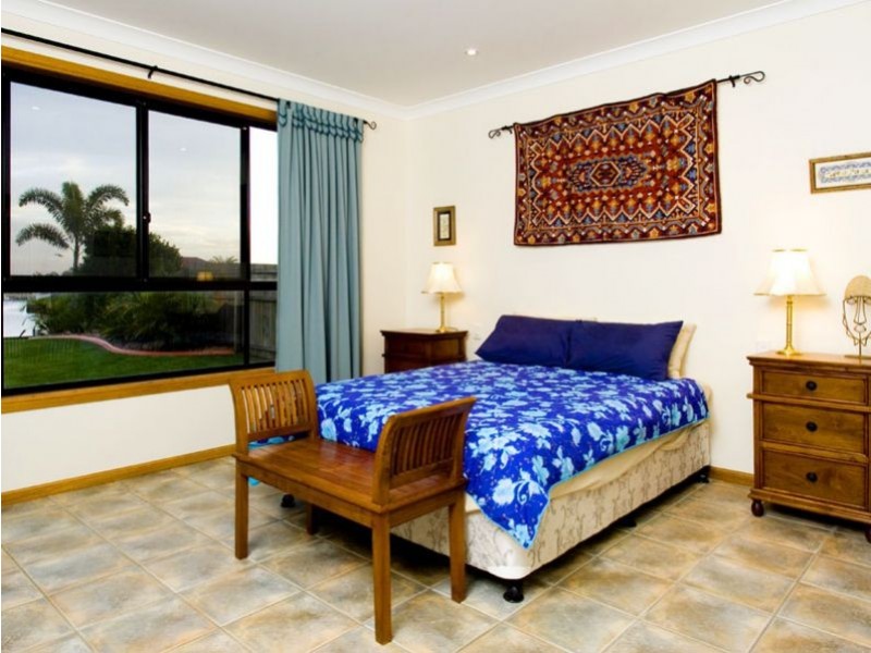 43 Voyagers Dr, Banksia Beach QLD 4507