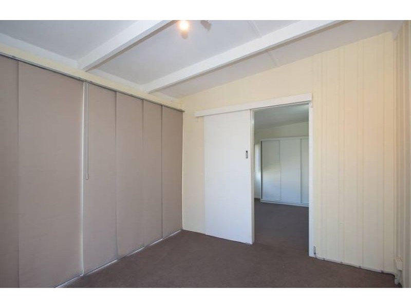 4 Beagle Avenue, Banksia Beach QLD 4507