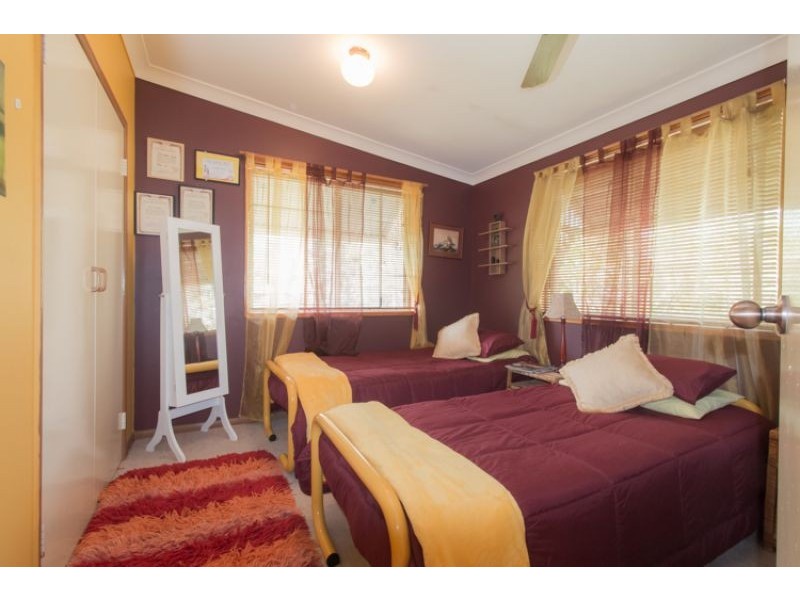 77 Bernborough Way, Ningi QLD 4511