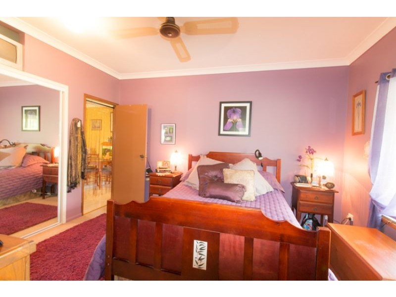 77 Bernborough Way, Ningi QLD 4511