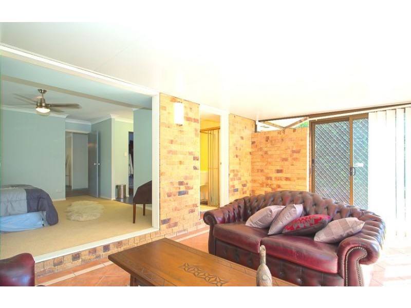 21 Todman Court, Ningi QLD 4511