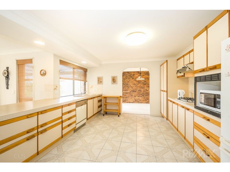 35 Dolphin Drive, Bongaree QLD 4507