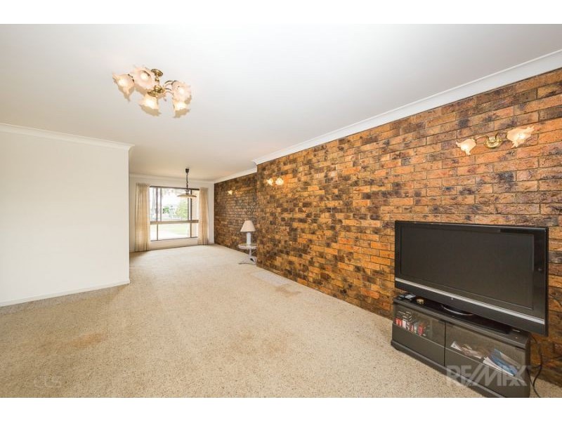 35 Dolphin Drive, Bongaree QLD 4507