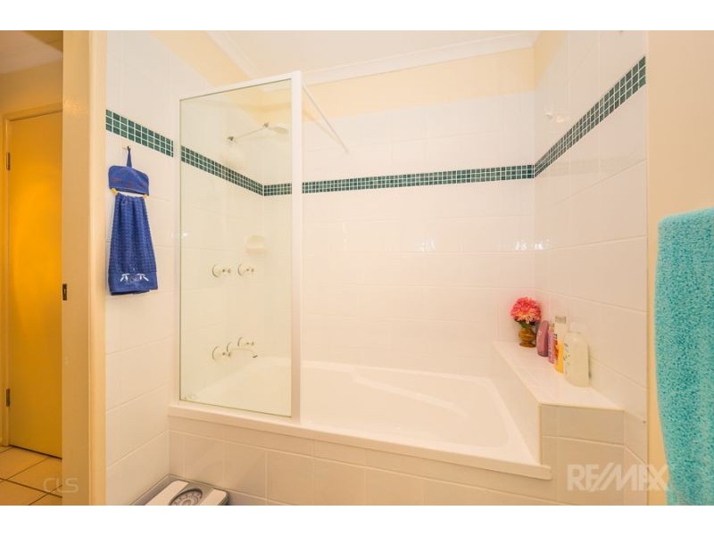 18 Sunderland Drive, Banksia Beach QLD 4507