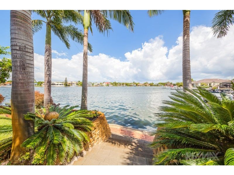 44 Island Parade, Banksia Beach QLD 4507