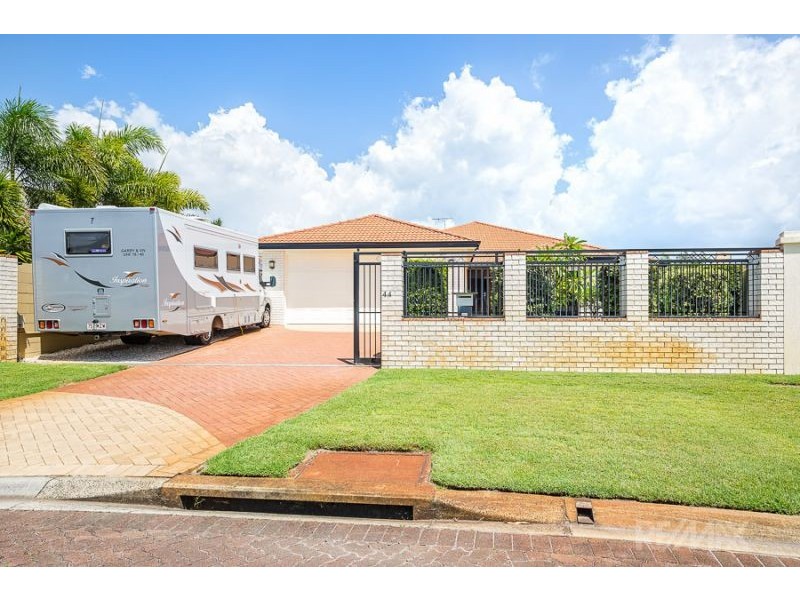 44 Island Parade, Banksia Beach QLD 4507