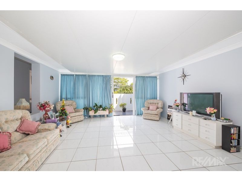 29 Dolphin Drive, Bongaree QLD 4507