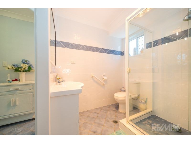 29 Dolphin Drive, Bongaree QLD 4507