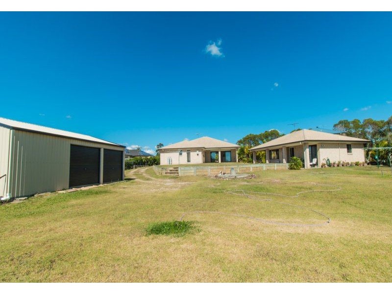 13 Scaroni Court, Ningi QLD 4511