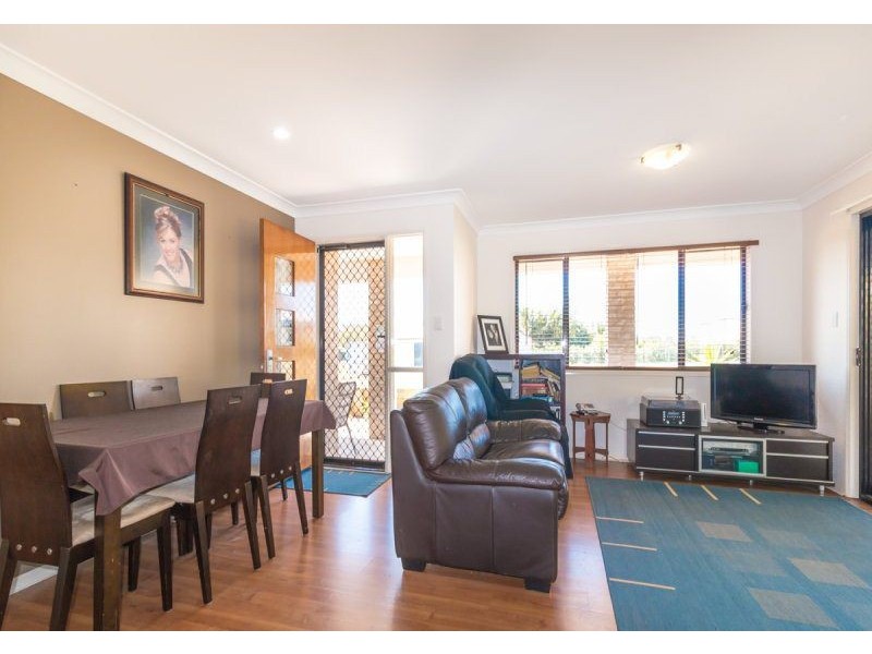 13 Scaroni Court, Ningi QLD 4511