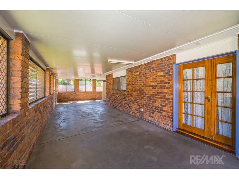 26 Whiting Street, Beachmere QLD 4510