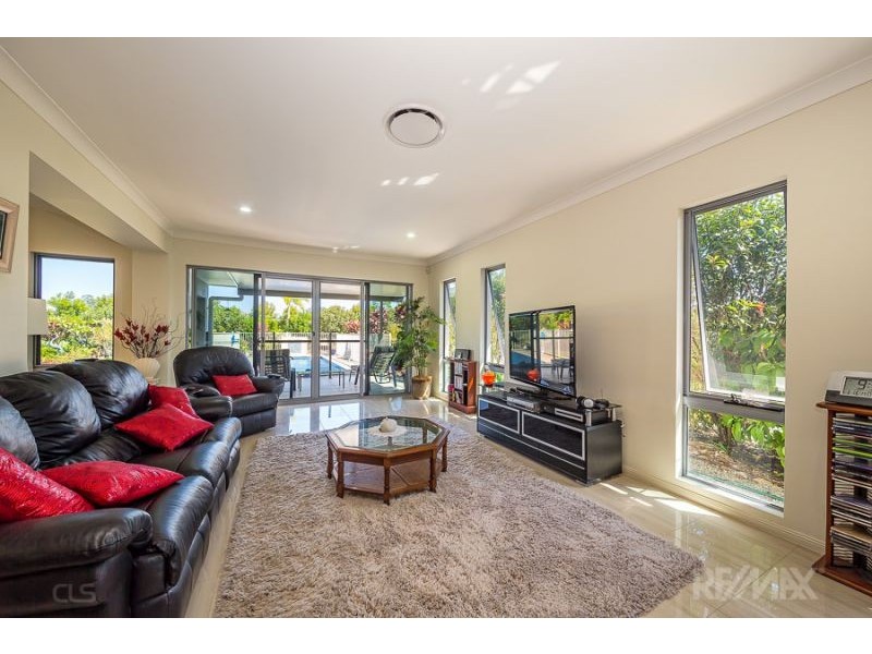 71-73 Fauna, Ningi QLD 4511