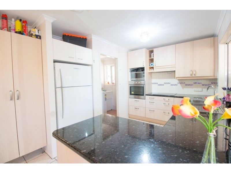 1 Sole Place, Sandstone Point QLD 4511