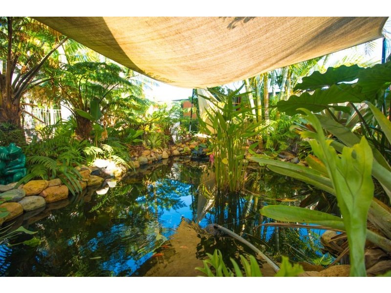 1 Sole Place, Sandstone Point QLD 4511