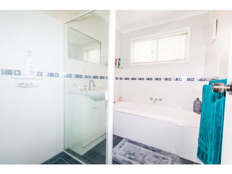 20 Todman Court, Ningi QLD 4511