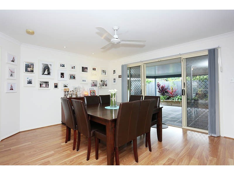 11 Quarterdeck Drive, Banksia Beach QLD 4507