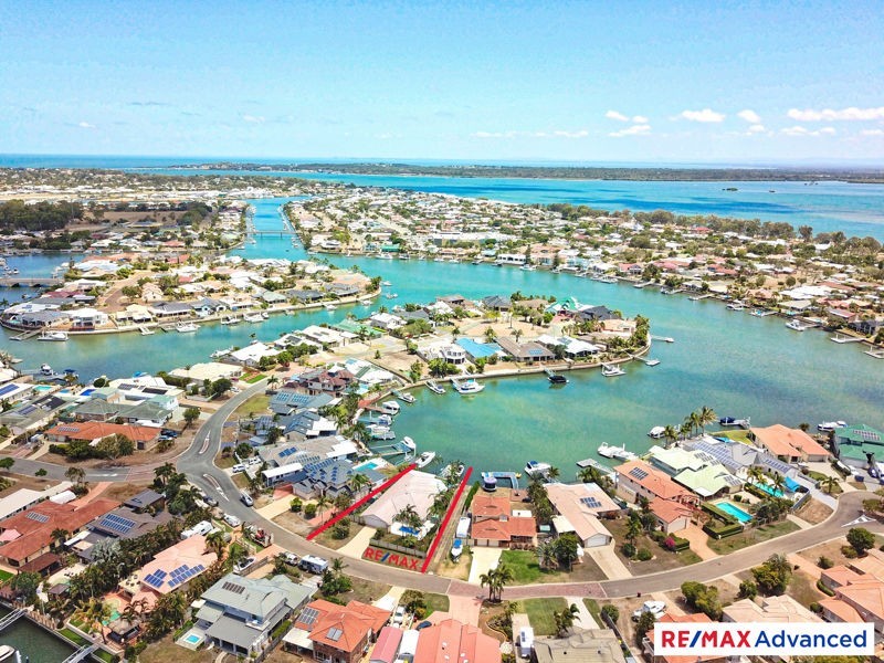 5 Tasman Court, Banksia Beach QLD 4507