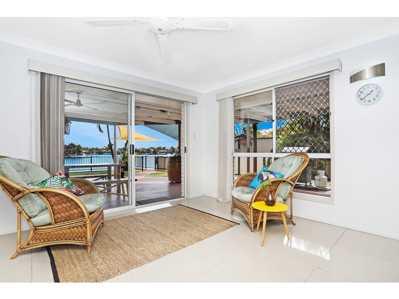 5 Tasman Court, Banksia Beach QLD 4507