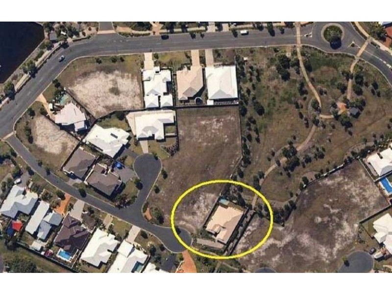 17 Whitehaven Place, Banksia Beach QLD 4507