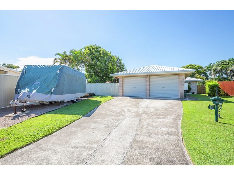 9 Violet Crt, Bongaree QLD 4507