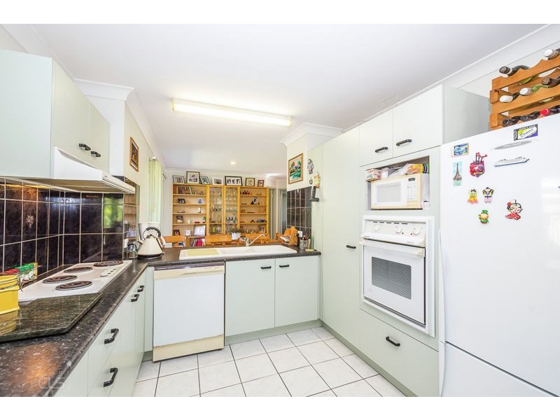 9 Violet Crt, Bongaree QLD 4507