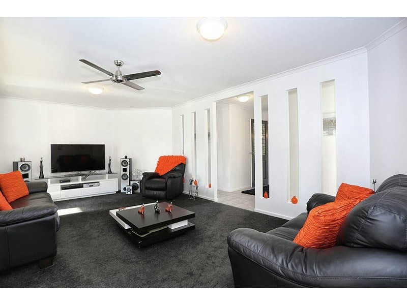 75 Avon Avenue, Banksia Beach QLD 4507