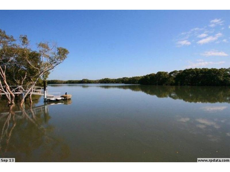 57 Ningi Esplanade, Ningi QLD 4511