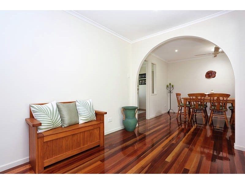 24 Cotswold Street, Morayfield QLD 4506