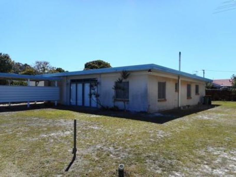 11 Warana Av, Bellara QLD 4507