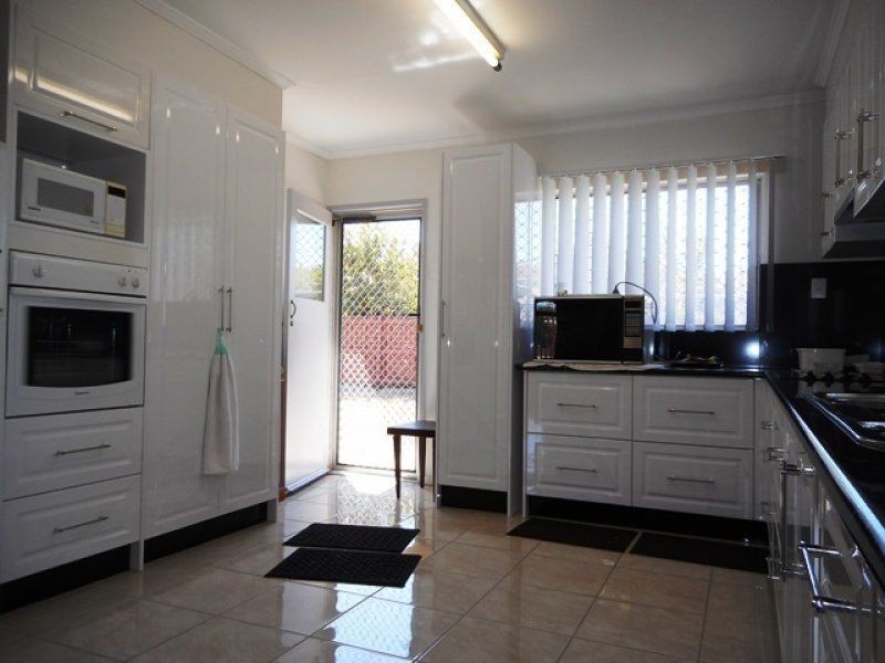 11 Warana Av, Bellara QLD 4507