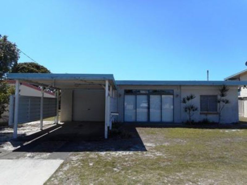 11 Warana Av, Bellara QLD 4507