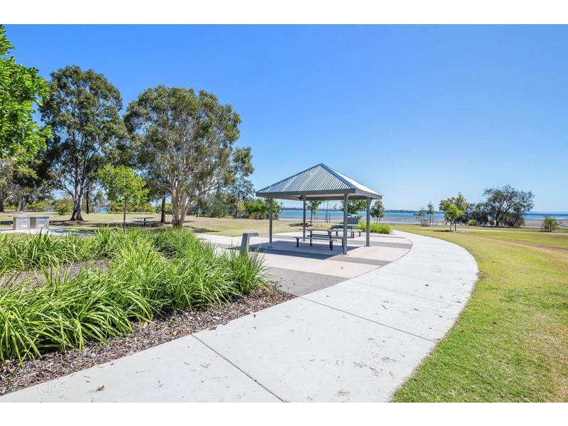 3 Banks Street, Banksia Beach QLD 4507