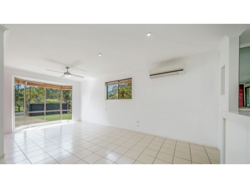 21 Sunny Court, Ningi QLD 4511