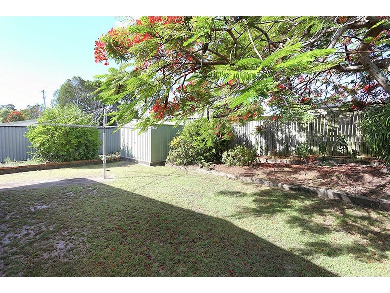 15 Cumming Street, Bongaree QLD 4507