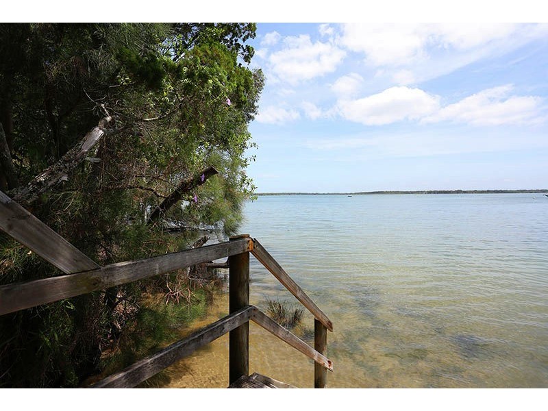 118 White Patch Esplanade, White Patch QLD 4507