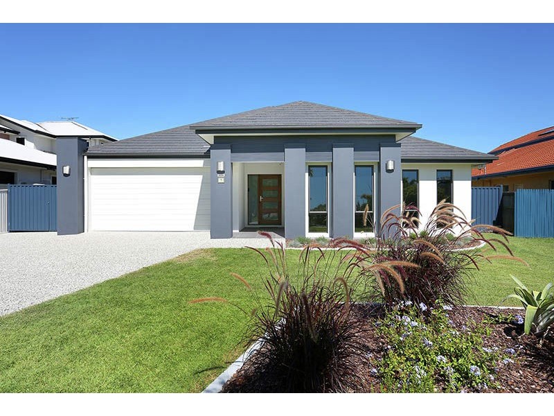 1 Dugong Crescent, Banksia Beach QLD 4507