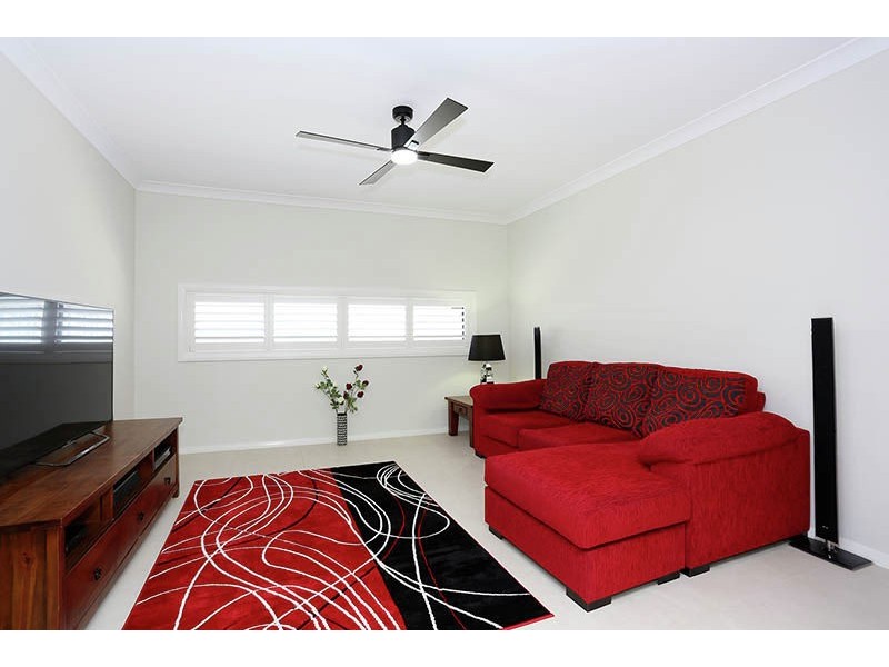 1 Dugong Crescent, Banksia Beach QLD 4507