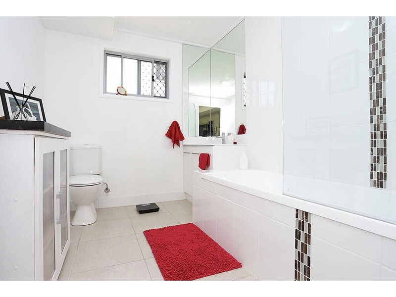 135 Sylvan Beach Esplanade, Bellara QLD 4507