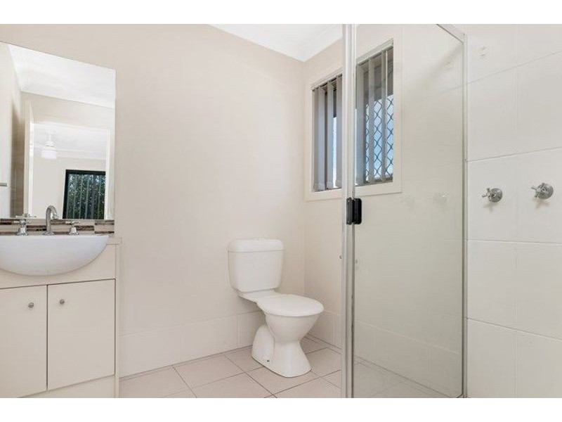 16 Eucalyptus St, Ningi QLD 4511